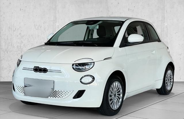 Fiat 500e E Action Radio &Winter Paket, Apple Carplay, Android Auto,