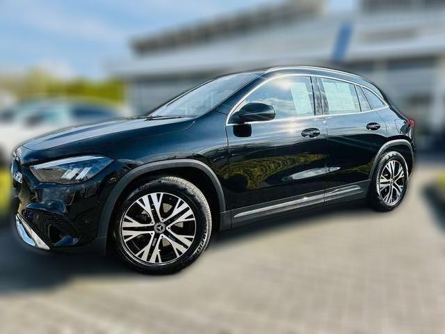 Mercedes-Benz GLA 200 d PROGRESSIVE ADVANCED, AHK, LED, RFK, PTS, EPH,